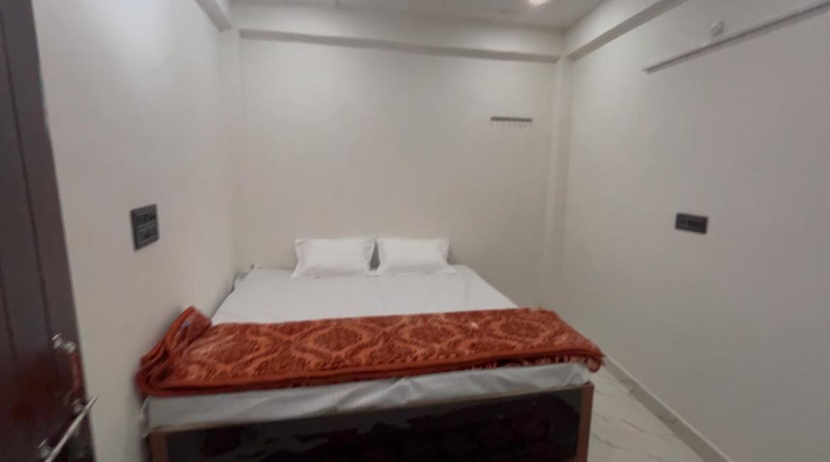 White House Homestay Allāhābād Junction Exterior foto